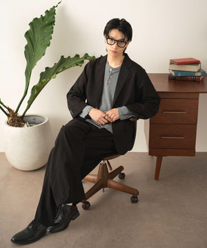 ブラック モデル：180cm L着用