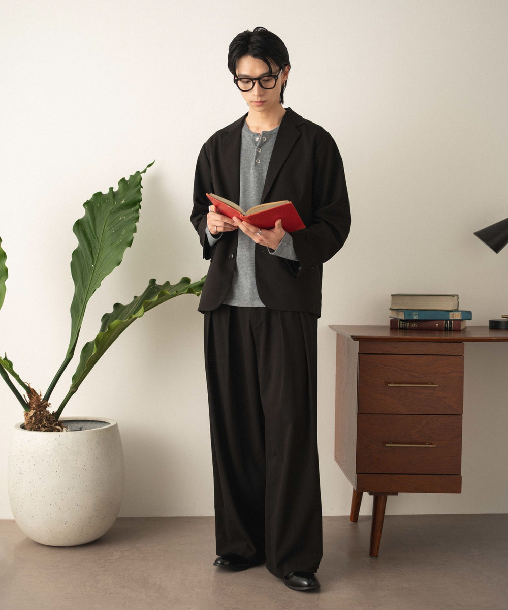 ブラック モデル：180cm L着用