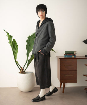 グレーストライプ モデル：180cm L着用