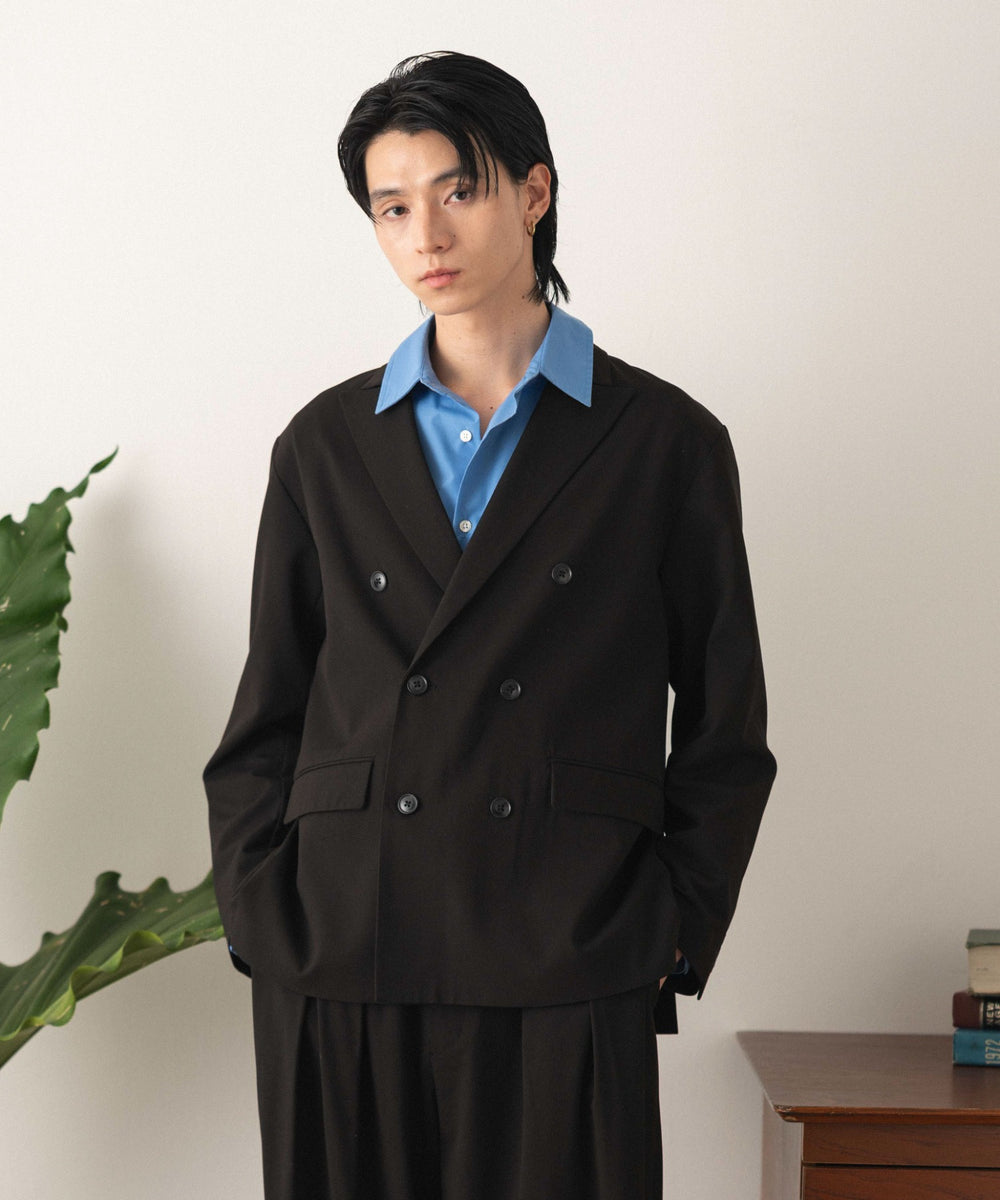 ブラック モデル：180cm L着用