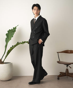 ブラックストライプ モデル：180cm L着用