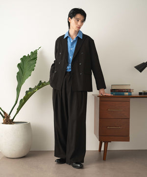 ブラック モデル：180cm L着用