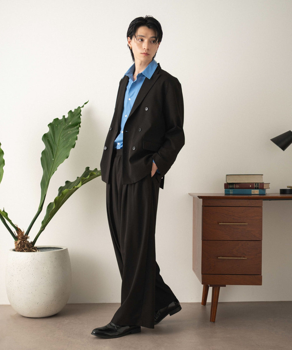 ブラック モデル：180cm L着用