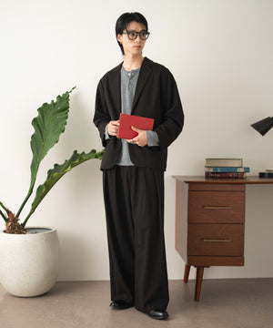 ブラック モデル：180cm L着用