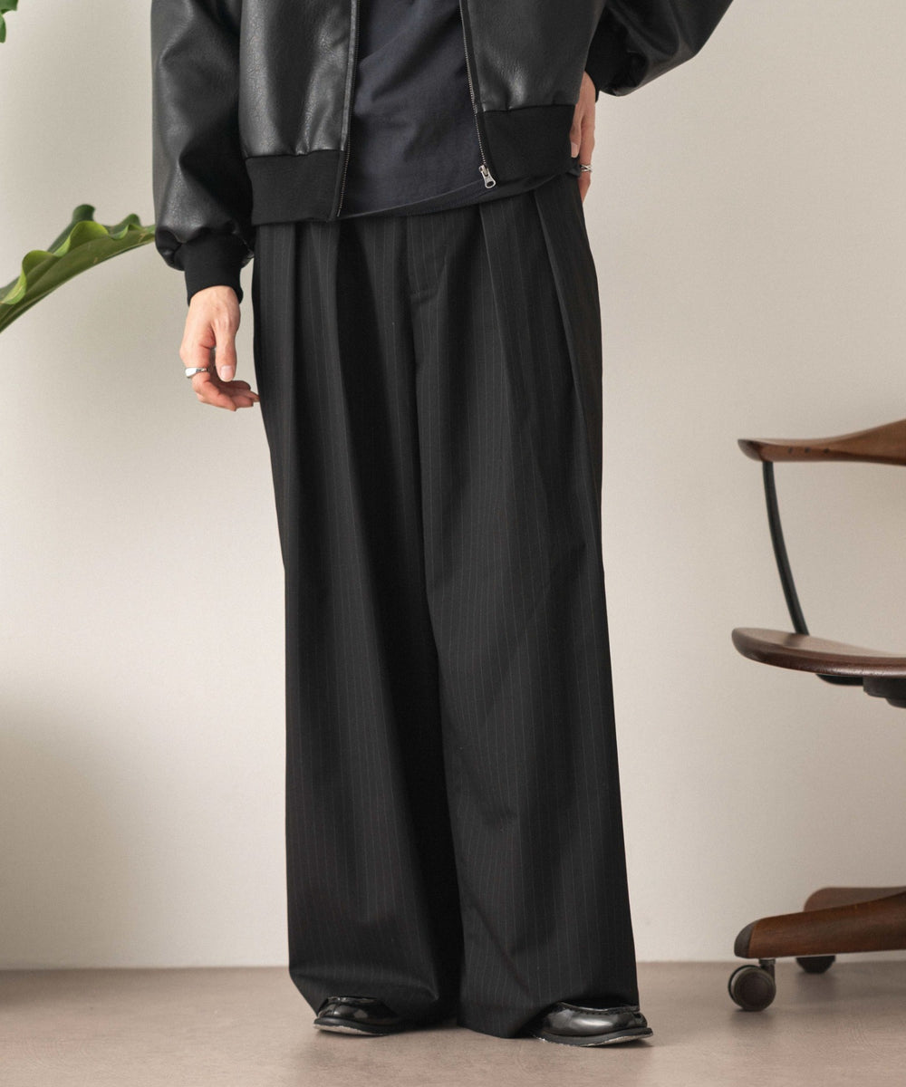 ブラックストライプ モデル：180cm L着用