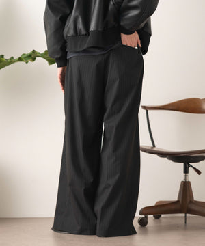 ブラックストライプ モデル：180cm L着用