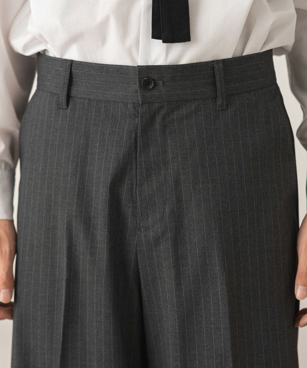 ワイドストレートスラックス