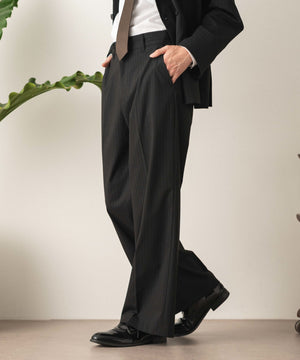 ブラックストライプ モデル：180cm L着用