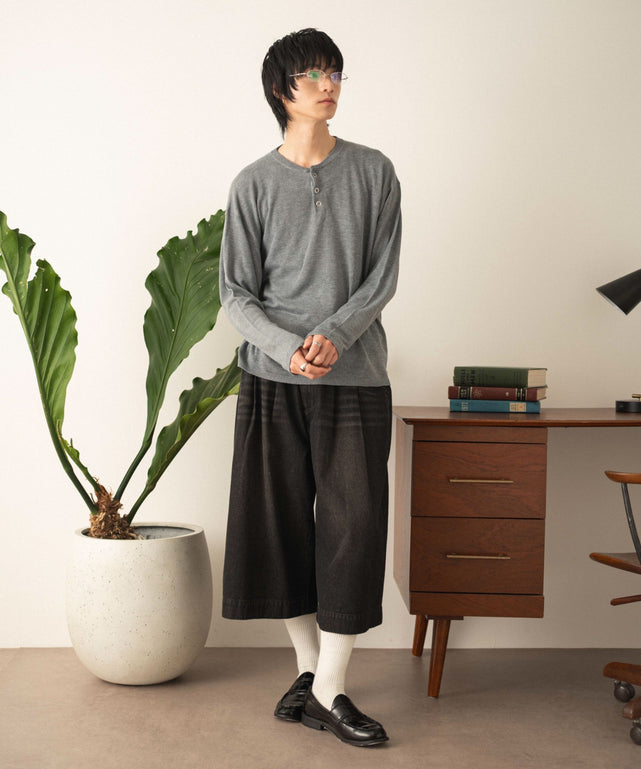 グレー モデル：180cm L着用