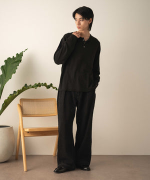 ブラック モデル：180cm L着用