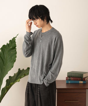 グレー モデル：180cm L着用