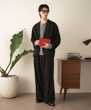 グレー モデル：180cm L着用