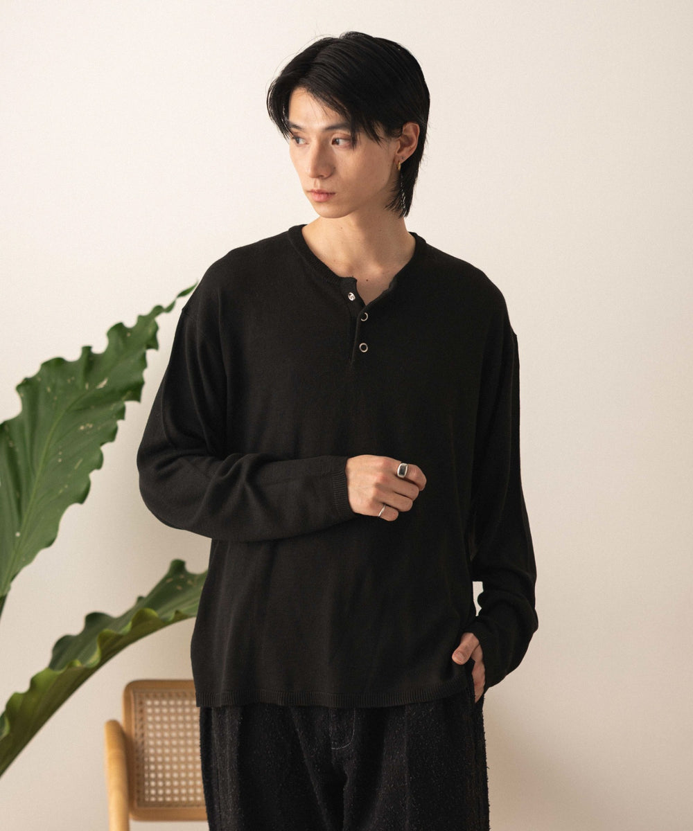 ブラック モデル：180cm L着用