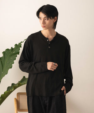 ブラック モデル：180cm L着用