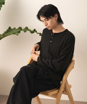 ブラック モデル：180cm L着用