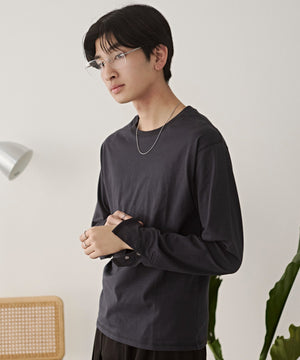 チャコール モデル：180cm L着用