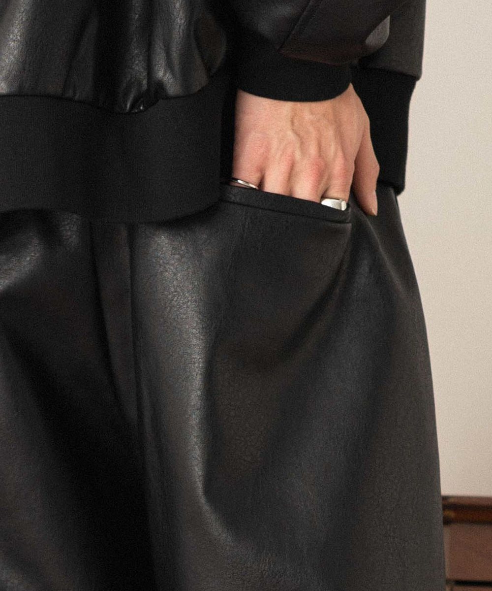 PUタックワイドトラウザー