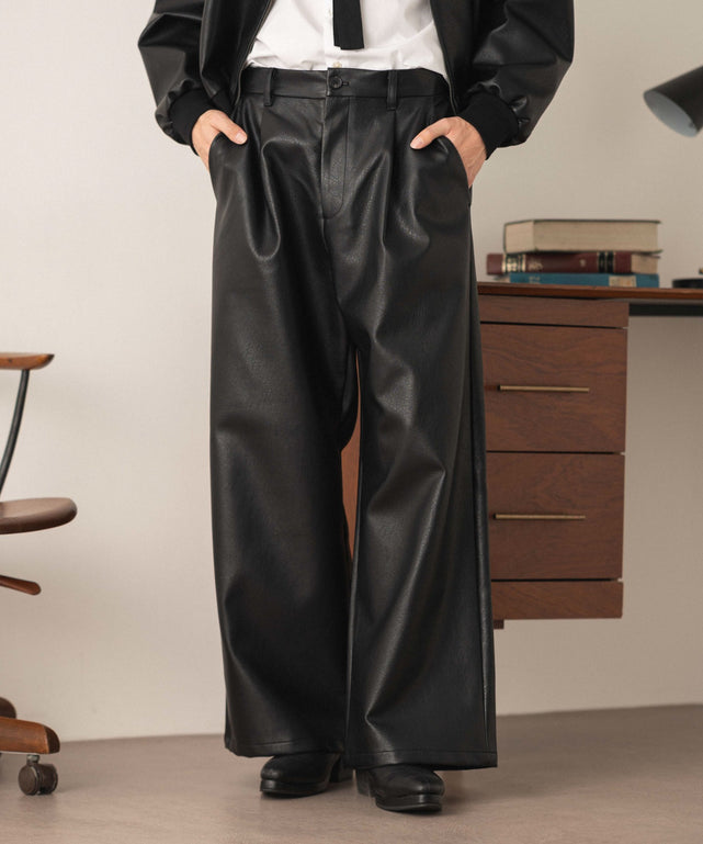 ブラック モデル：180cm L着用