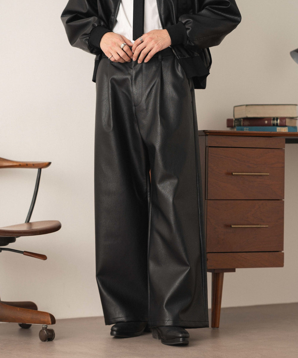 ブラック モデル：180cm L着用