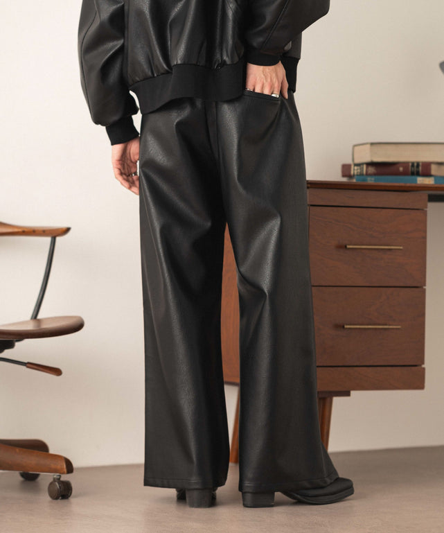 ブラック モデル：180cm L着用