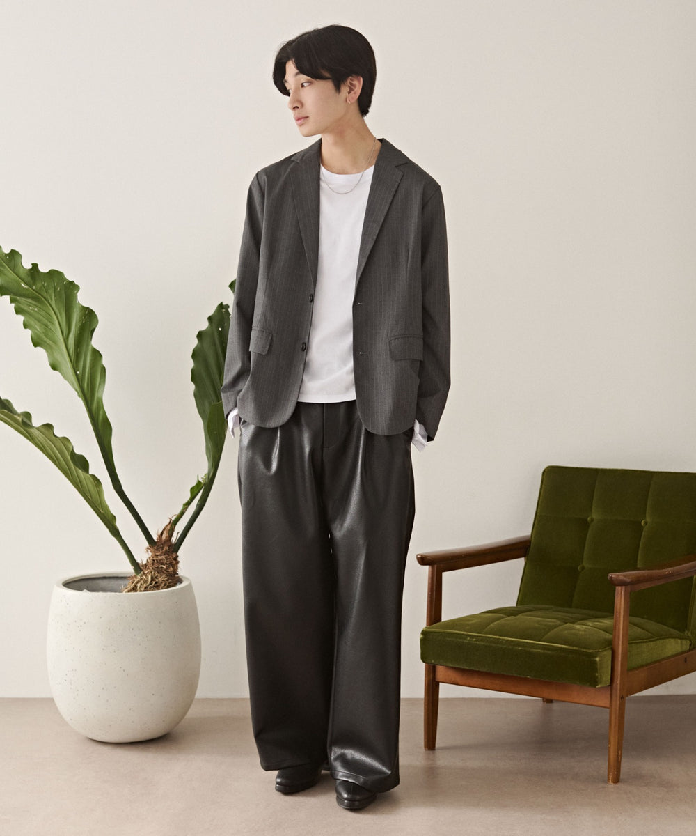 ブラック モデル：180cm L着用