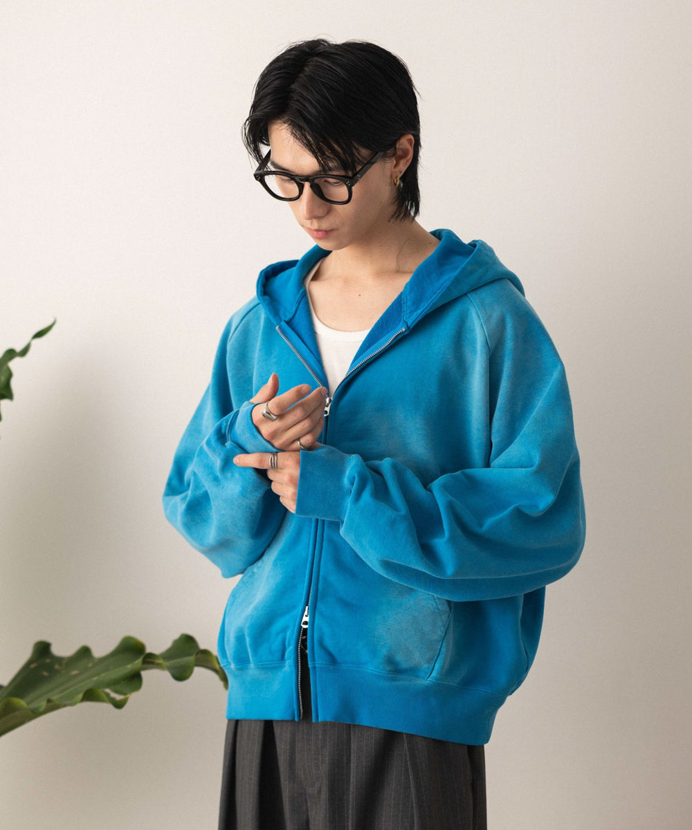 ブルーソノタ モデル：180cm L着用