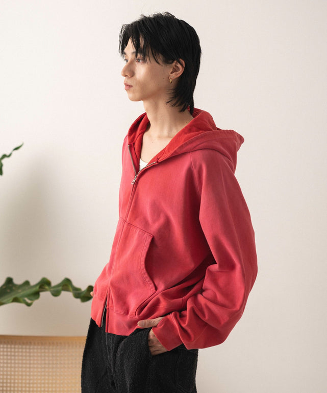 レッドソノタ モデル：180cm L着用