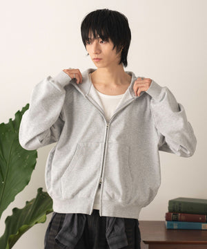 杢グレー モデル：180cm L着用