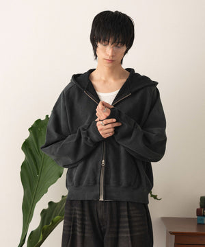 ブラックソノタ モデル：180cm L着用