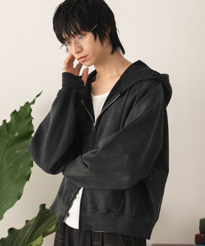 ブラックソノタ モデル：180cm L着用