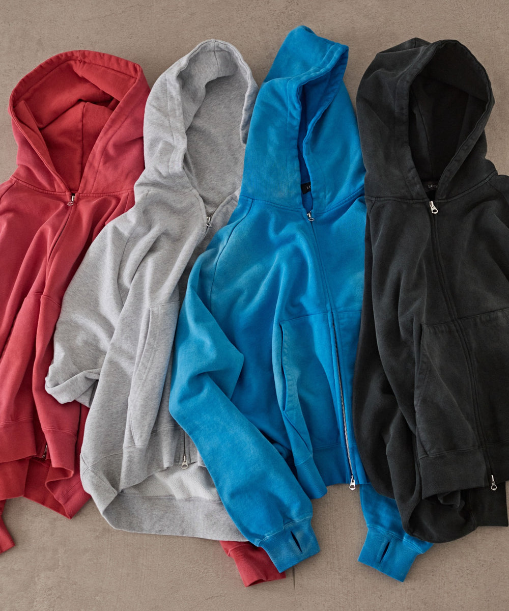 ショートZIPパーカー