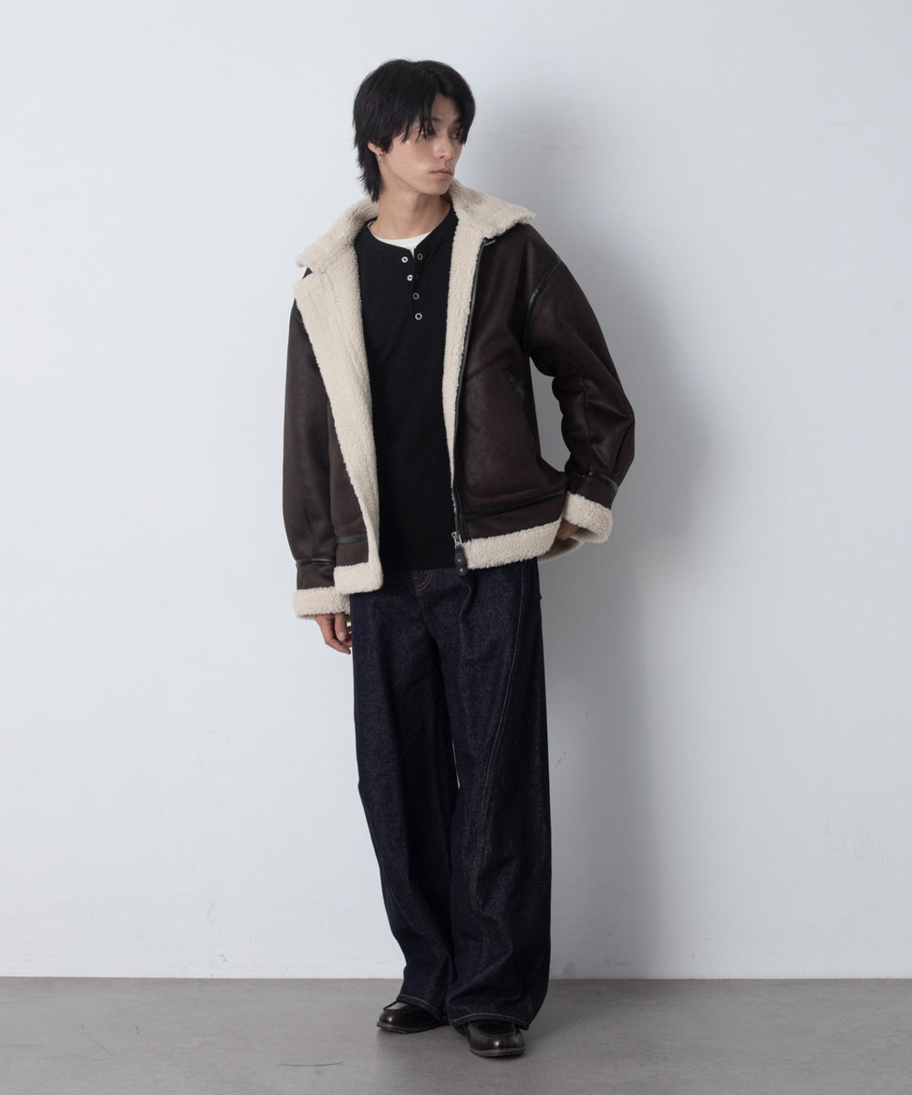 ブラウン モデル：180cm L着用