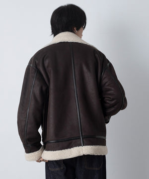 ブラウン モデル：180cm L着用