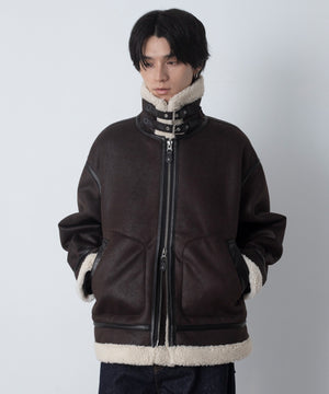 ブラウン モデル：180cm L着用