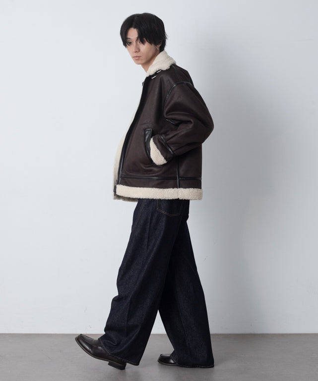 ブラウン モデル：180cm L着用