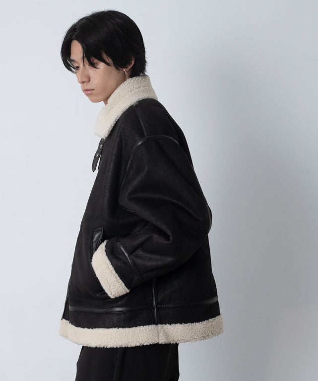 ブラック モデル：180cm L着用
