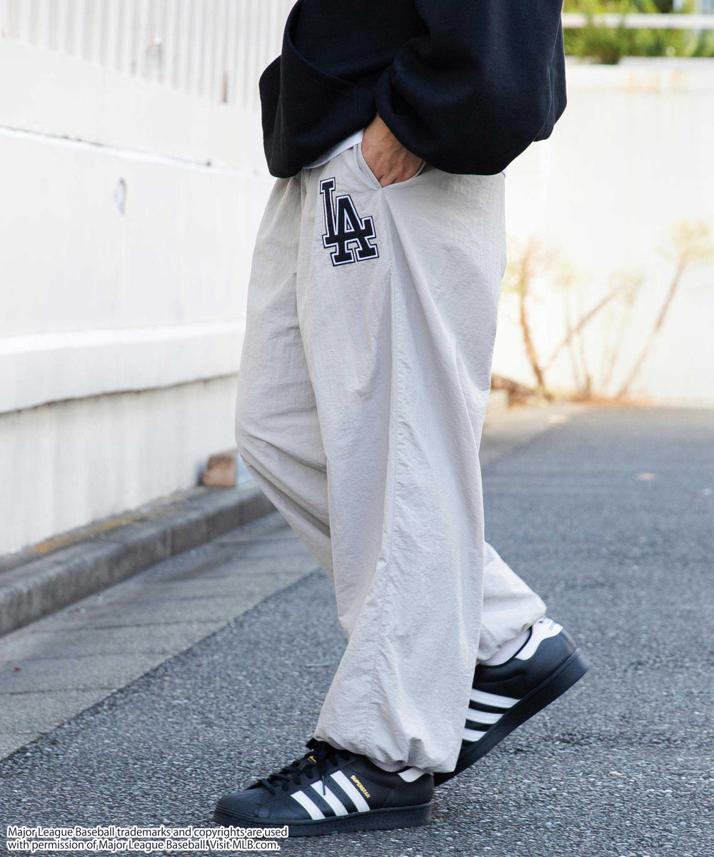 Lグレー モデル：178cm L着用