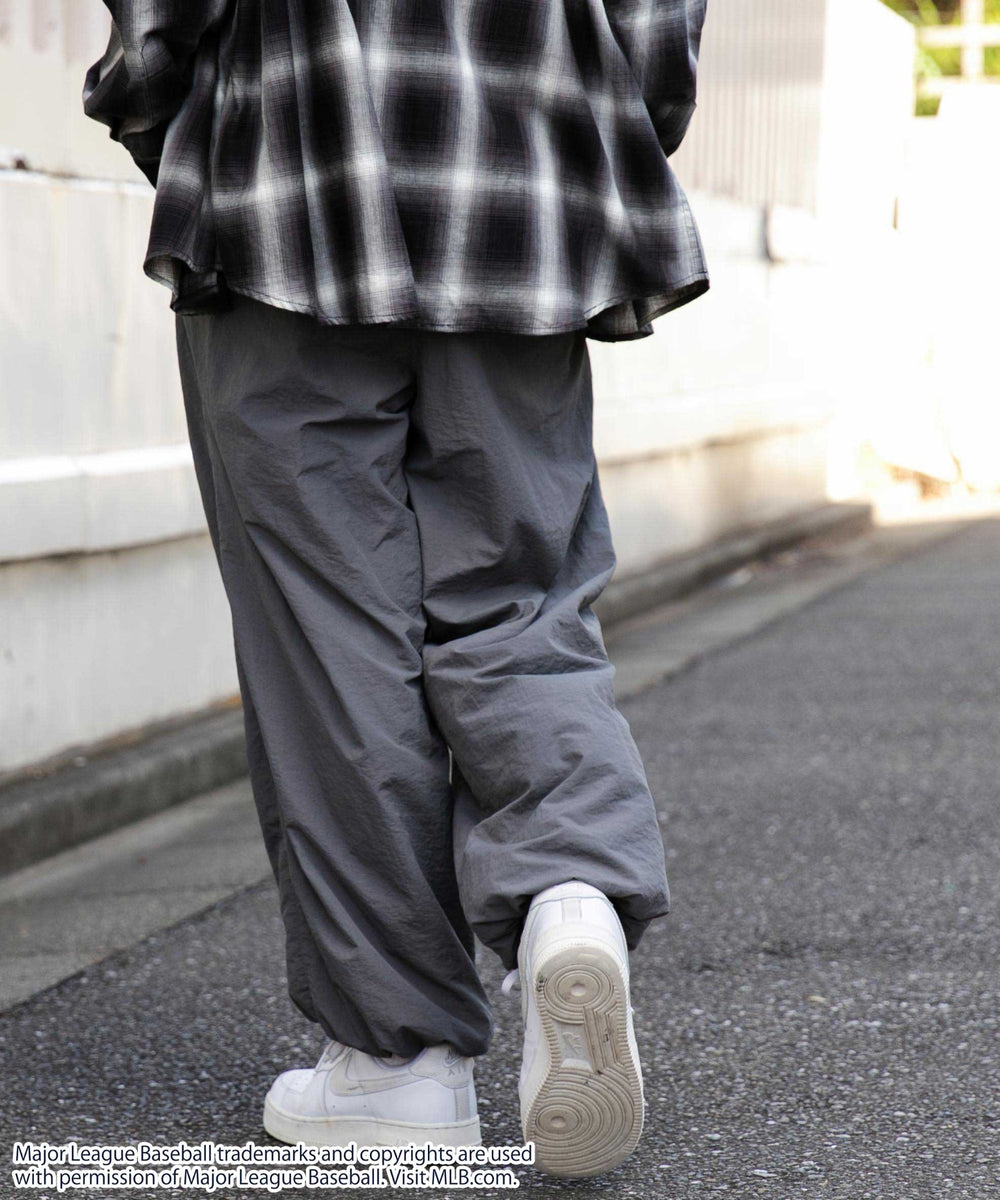 Dグレー モデル：178cm L着用