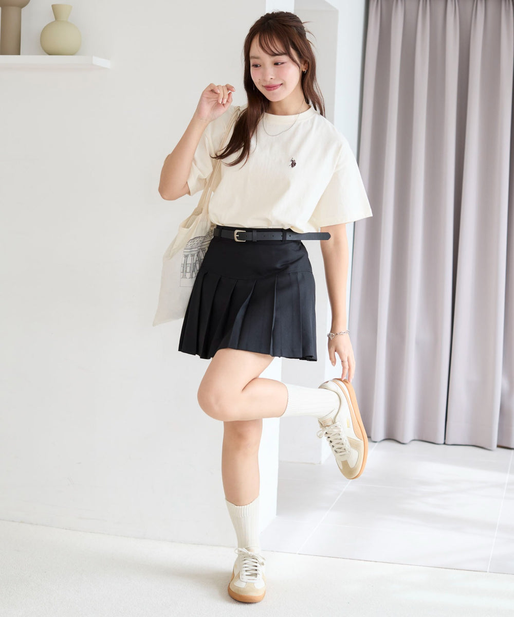 オフホワイト モデル：165cm F着用