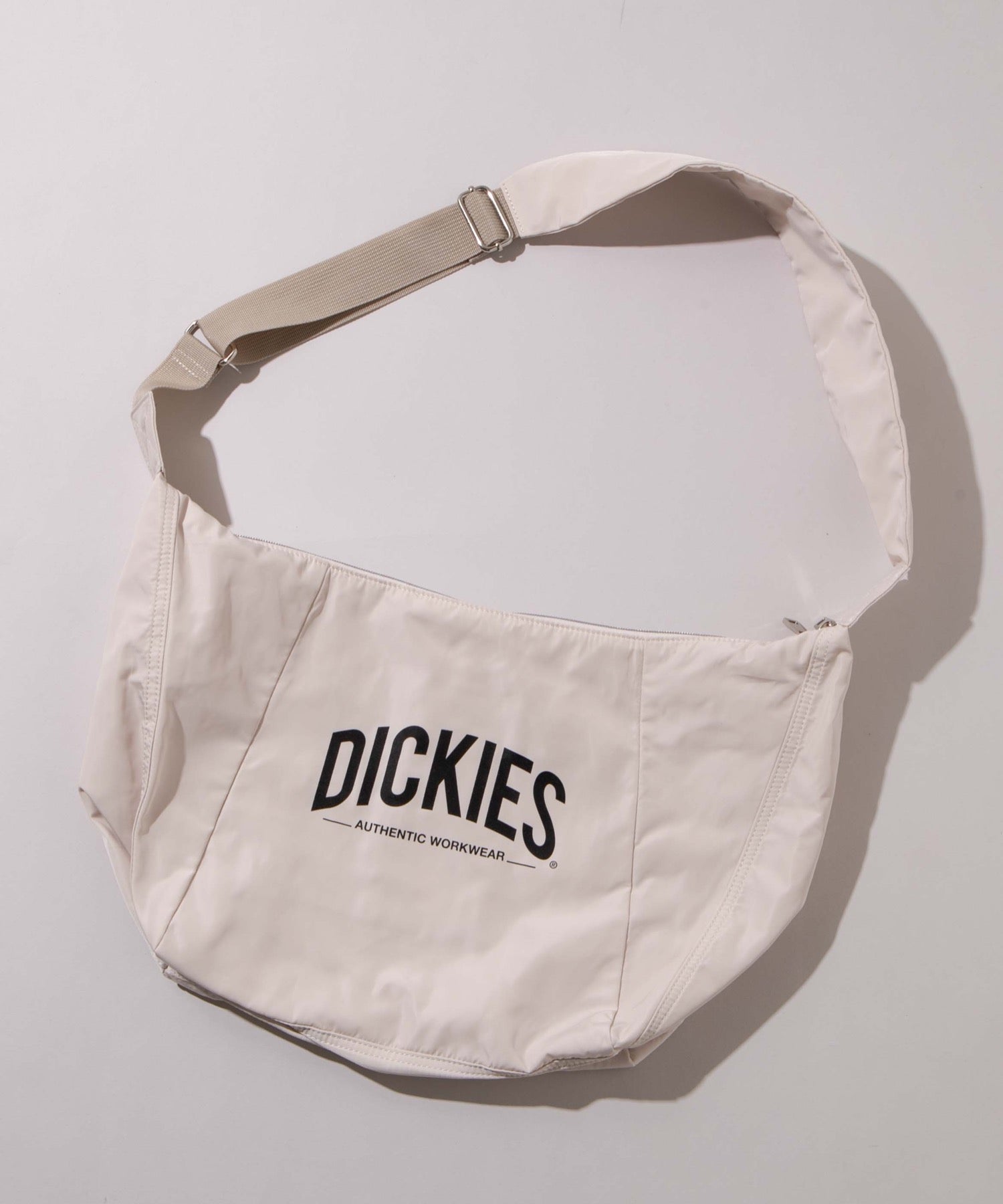 黒 バッグ 販売 ナイロン dickey