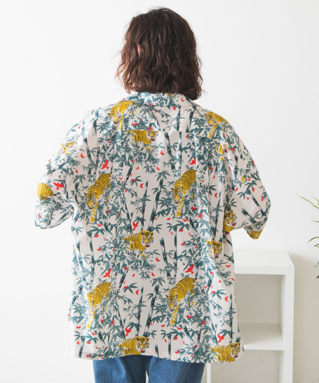 柄2 モデル：174㎝ L着用