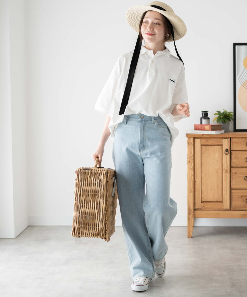 ホワイト モデル：162cm M着用