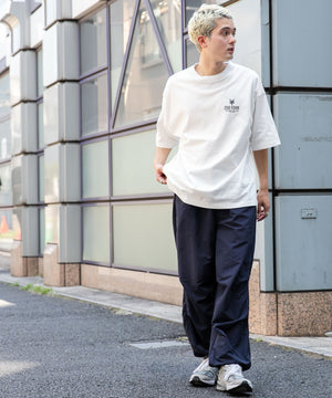 ホワイト モデル：178cm L着用