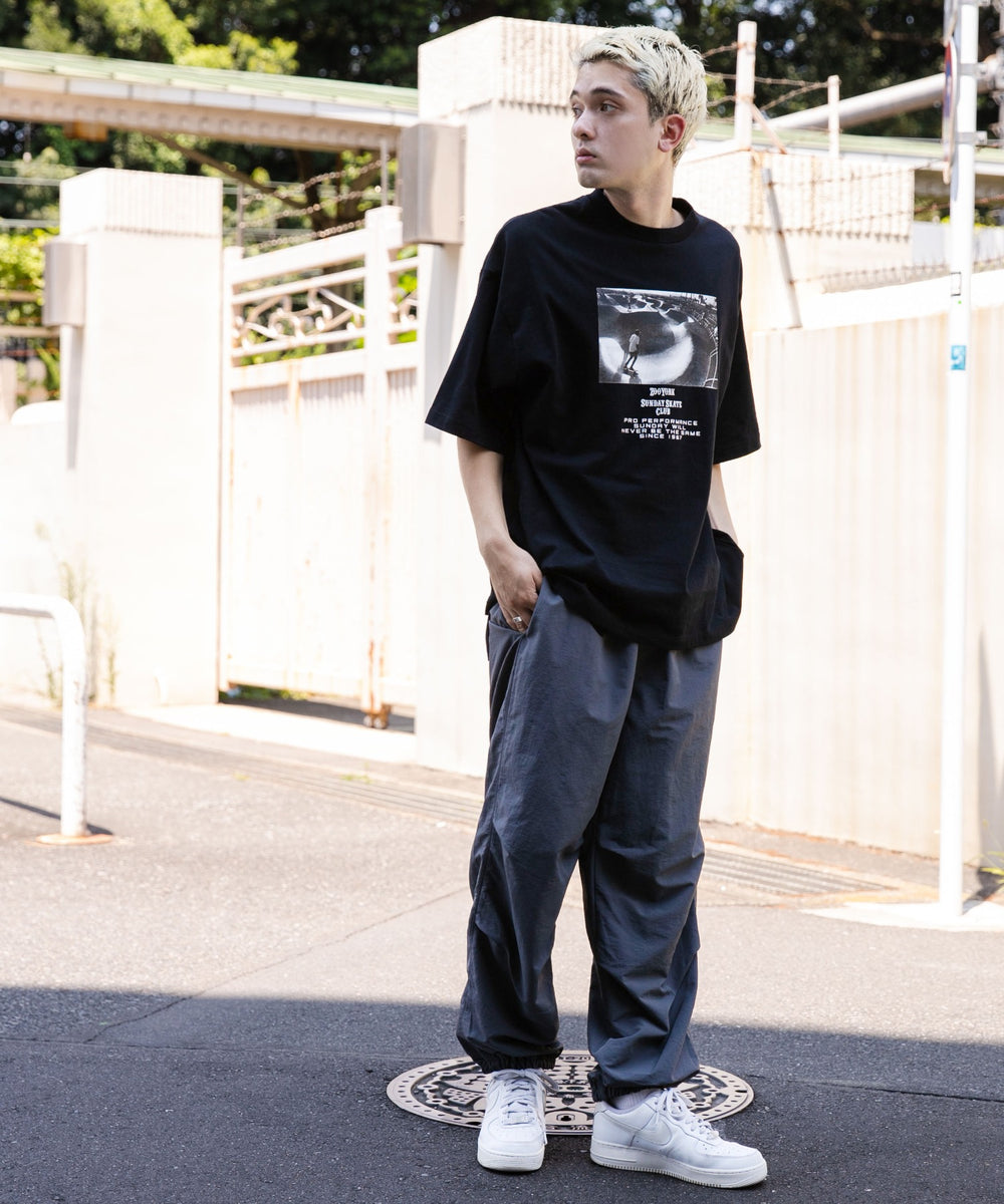 ブラックその他 モデル：178cm L着用