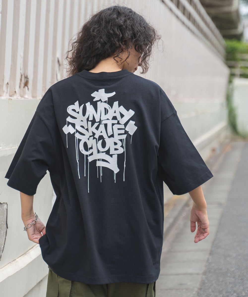 ブラック モデル：166cm L着用