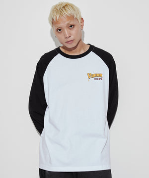 ホワイト モデル：178cm L着用