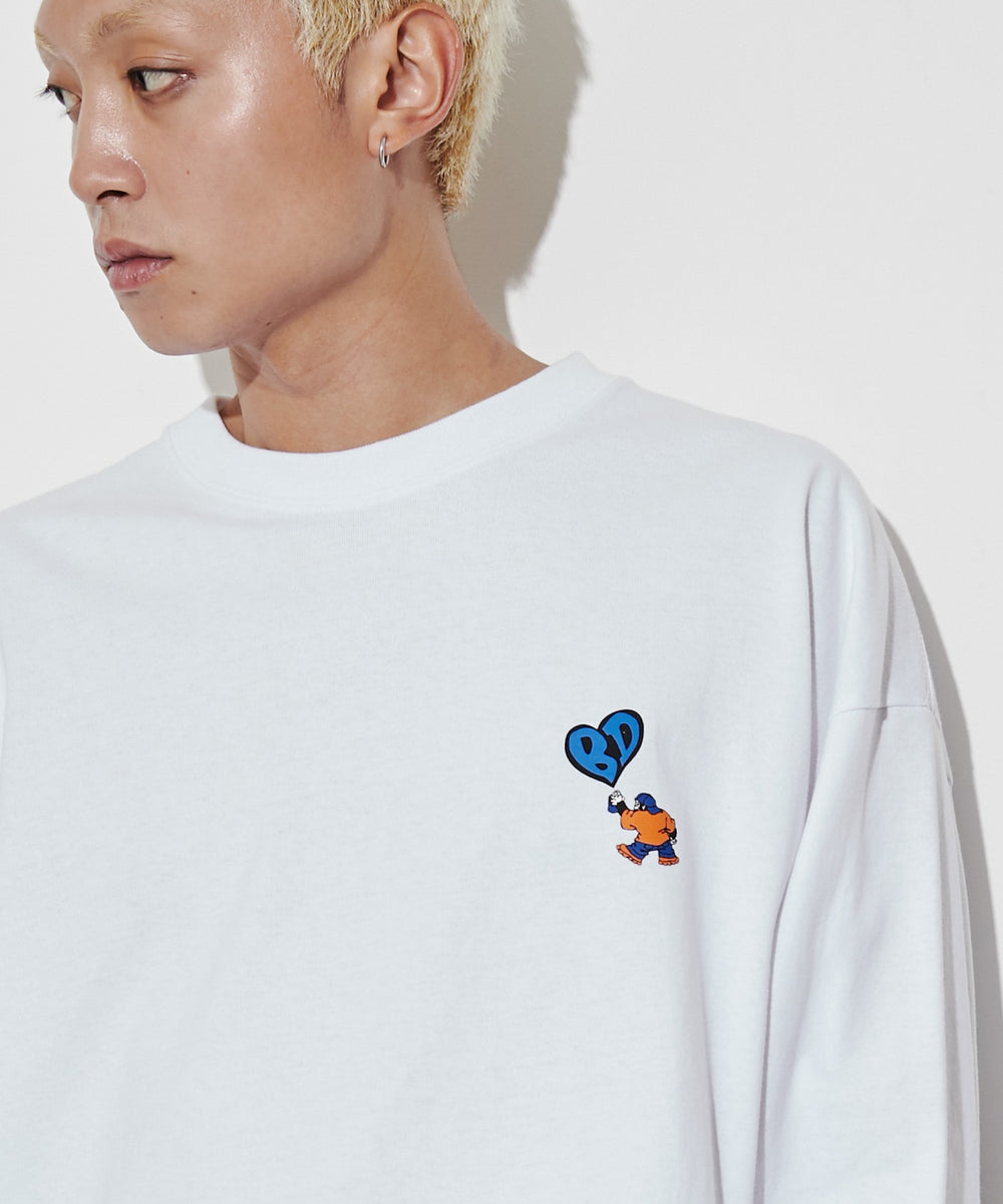 ホワイト モデル：178cm L着用