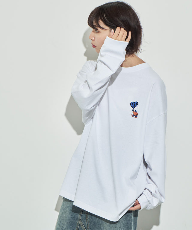 ホワイト モデル：160cm L着用