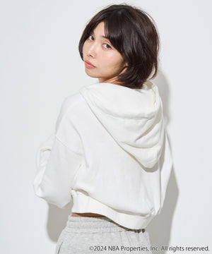 ホワイト モデル：160cm F着用