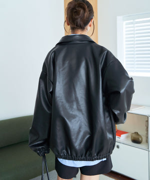 ブラック モデル：165cm M着用